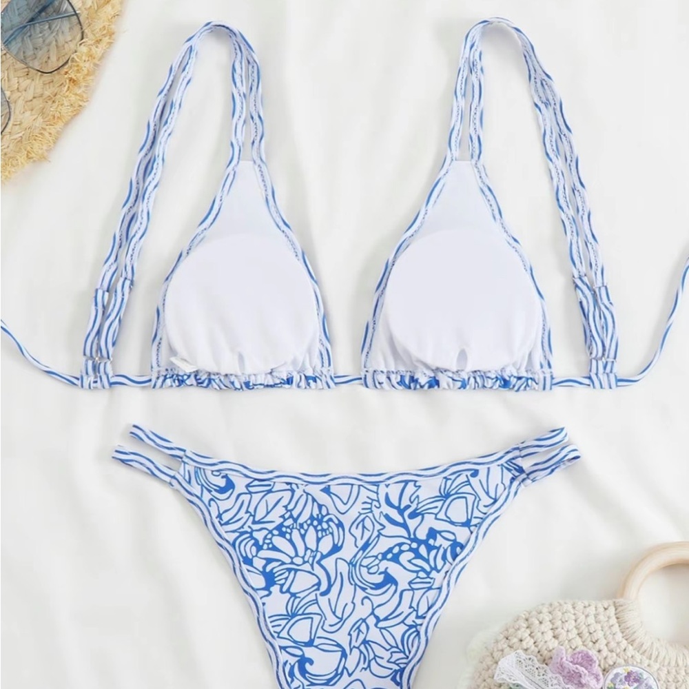 Abstract Bikini Top - Picture 2 of 8